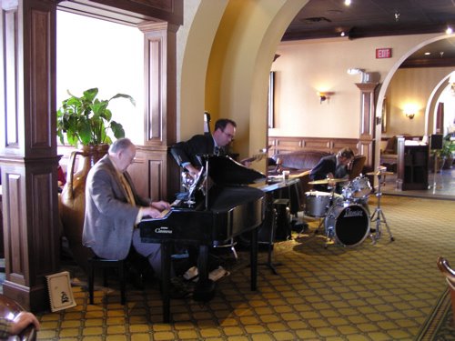 julie zickefoose on blogspot cowbell sunday blennerhassett hotel 500x375