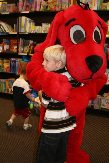 giant clifford stuffed animal